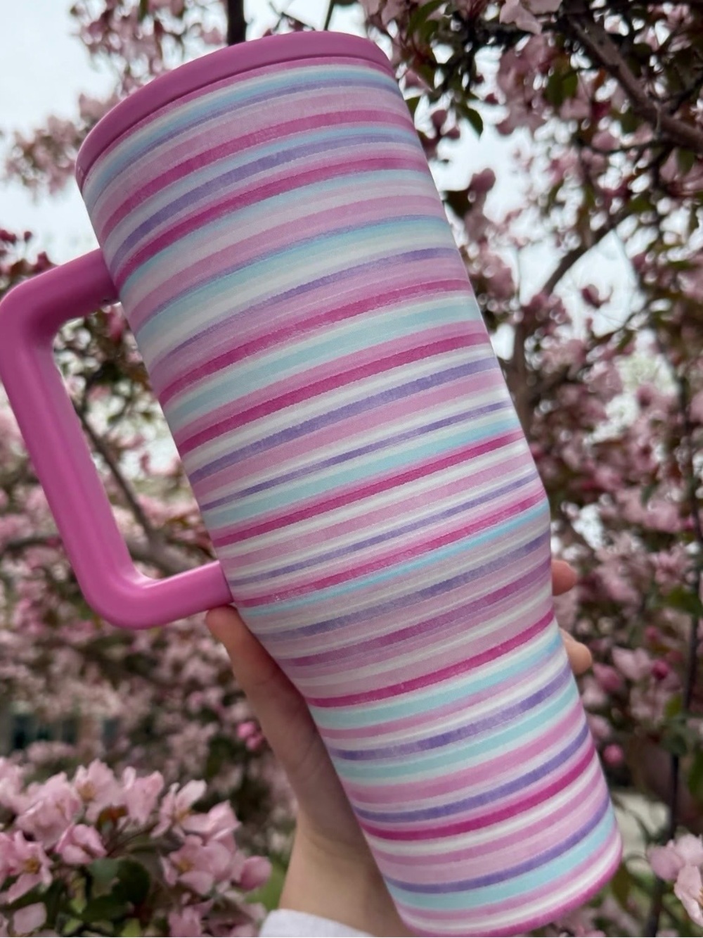NWT Hydro Jug 40 oz limited edition- just released